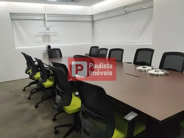 Conjunto comercial à venda ou para alugar, no bairro Santo Amaro em São Paulo