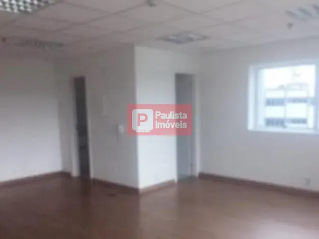 Conjunto comercial com 66m², à venda, no bairro Santo Amaro em São Paulo