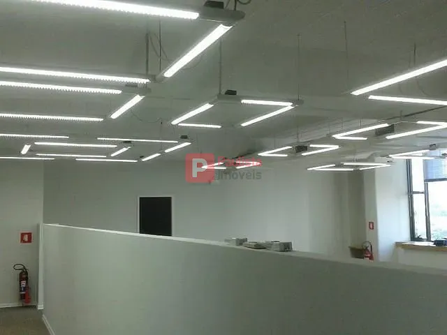 Conjunto comercial com 415m², para alugar, no bairro Cidade Monções em São Paulo