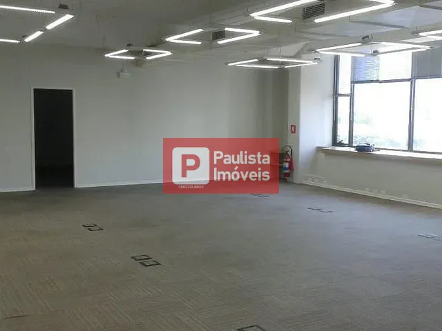 Conjunto comercial com 415m², para alugar, no bairro Cidade Monções em São Paulo