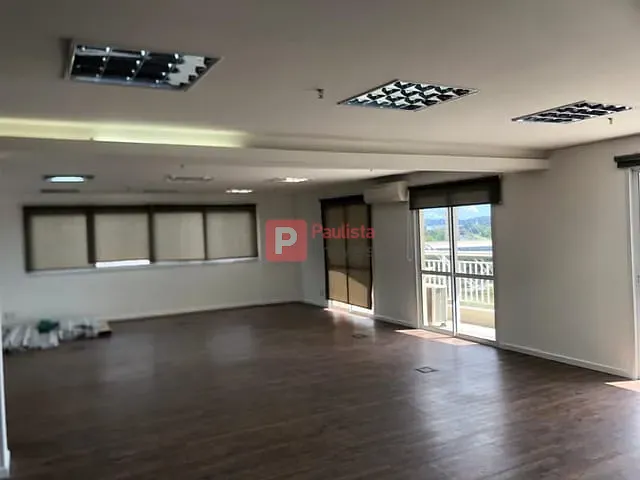 Conjunto comercial com 290m², à venda, no bairro Vila Almeida em São Paulo