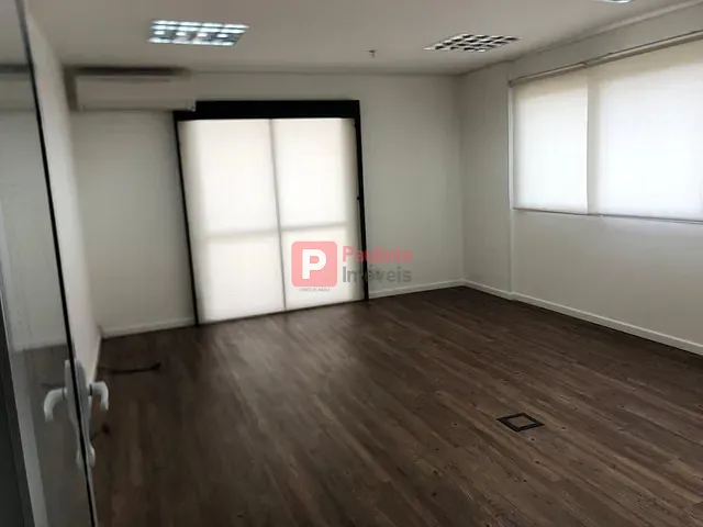 Conjunto comercial com 290m², à venda, no bairro Vila Almeida em São Paulo