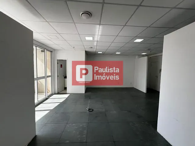 Conjunto comercial com 85m², à venda, no bairro Chácara Santo Antônio em São Paulo