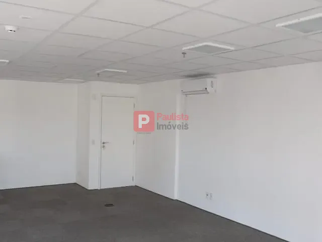 Conjunto comercial com 120m², à venda, no bairro Jardim Dom Bosco em São Paulo