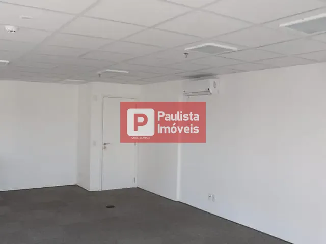 Conjunto comercial com 120m², à venda, no bairro Jardim Dom Bosco em São Paulo