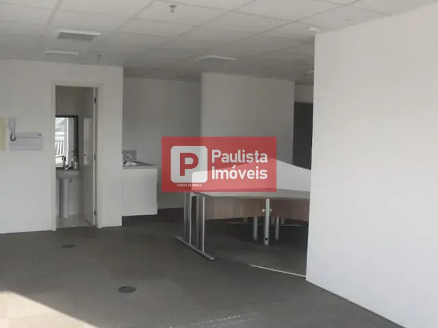 Conjunto comercial com 120m², à venda, no bairro Jardim Dom Bosco em São Paulo