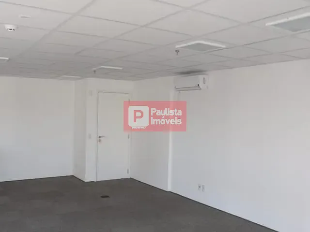 Conjunto comercial com 120m², à venda, no bairro Jardim Dom Bosco em São Paulo