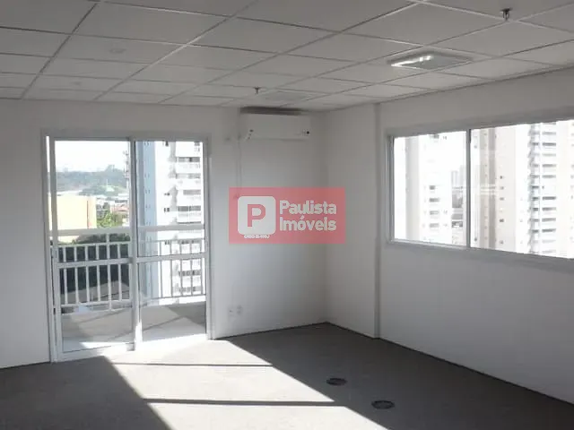 Conjunto comercial com 120m², à venda, no bairro Jardim Dom Bosco em São Paulo