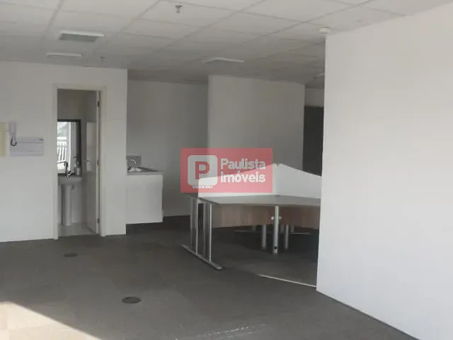 Conjunto comercial com 120m², à venda, no bairro Jardim Dom Bosco em São Paulo
