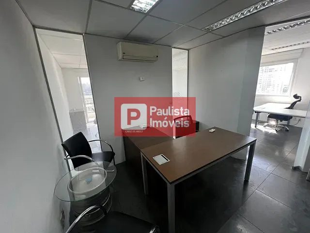 Conjunto comercial com 130m², à venda, no bairro Jardim Dom Bosco em São Paulo