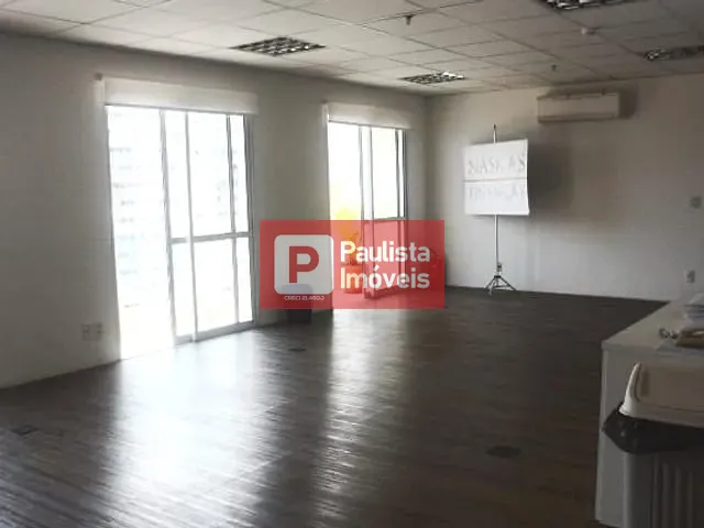 Conjunto comercial com 301m², à venda, no bairro Jardim Dom Bosco em São Paulo