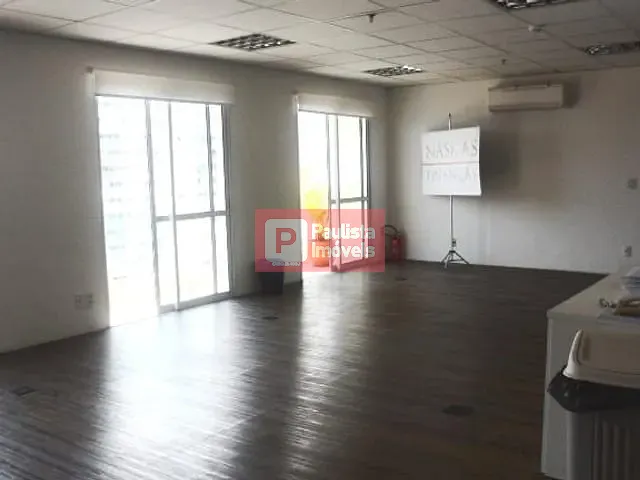 Conjunto comercial com 301m², à venda, no bairro Jardim Dom Bosco em São Paulo