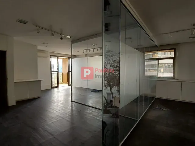Conjunto comercial com 120m², para alugar, no bairro Vila Olímpia em São Paulo