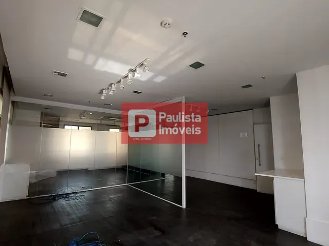 Conjunto comercial com 120m², para alugar, no bairro Vila Olímpia em São Paulo