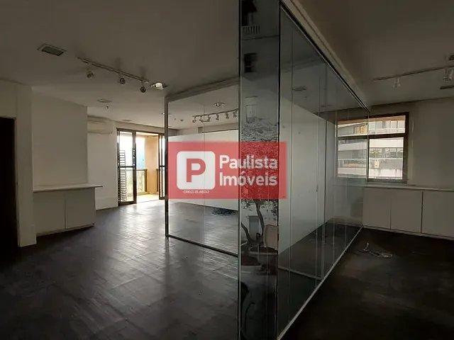 Conjunto comercial com 120m², para alugar, no bairro Vila Olímpia em São Paulo