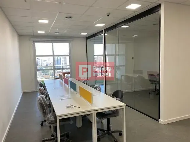 Conjunto comercial com 76m², para alugar, no bairro Vila Cordeiro em São Paulo