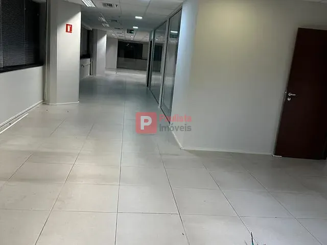 Conjunto comercial com 404m², à venda ou para alugar, no bairro Bela Vista em São Paulo