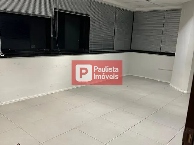 Conjunto comercial com 404m², à venda ou para alugar, no bairro Bela Vista em São Paulo