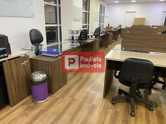Conjunto comercial com 265m², para alugar, no bairro Vila Cordeiro em São Paulo