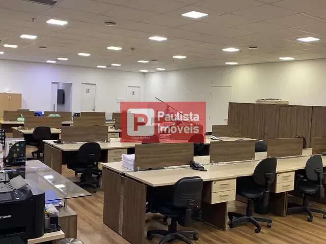 Conjunto comercial com 265m², para alugar, no bairro Vila Cordeiro em São Paulo