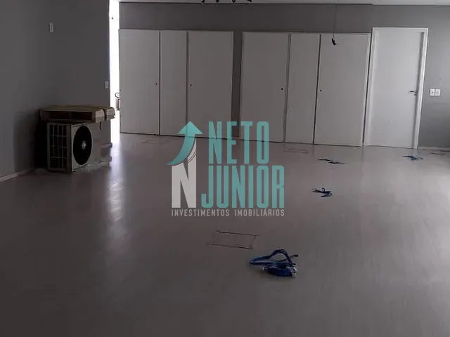 Conjunto comercial com 170m², para alugar, no bairro Santa Cecília em São Paulo