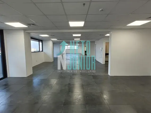 Conjunto comercial com 398m², para alugar, no bairro Várzea da Barra Funda em São Paulo