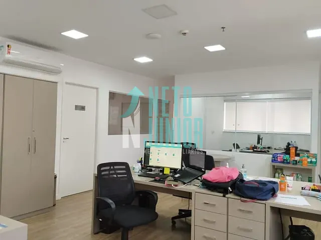 Conjunto comercial com 110m², para alugar, no bairro Itaim Bibi em São Paulo