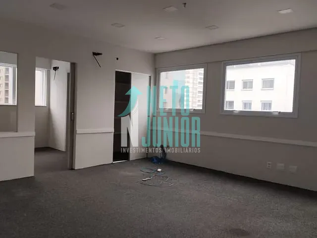 Conjunto comercial com 110m², para alugar, no bairro Itaim Bibi em São Paulo