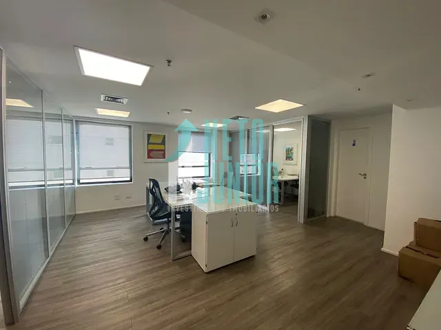 Conjunto comercial com 70m², para alugar, no bairro Jardim Paulista em São Paulo
