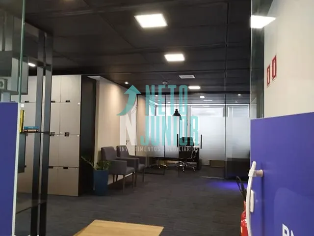 Conjunto comercial com 134m², para alugar, no bairro Itaim Bibi em São Paulo