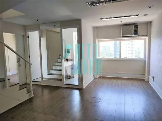 Conjunto comercial com 220m², para alugar, no bairro Moema em São Paulo