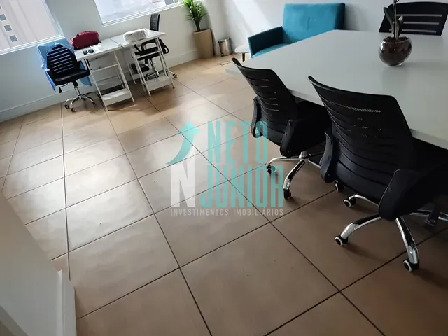 Conjunto comercial com 34m², à venda, no bairro Bela Vista em São Paulo