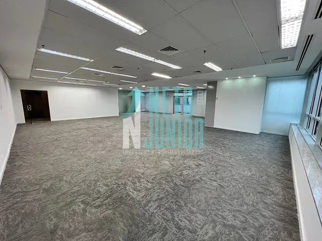 Conjunto comercial com 218m², à venda ou para alugar, no bairro Brooklin em São Paulo