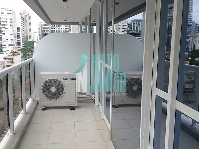 Conjunto comercial com 132m², para alugar, no bairro Itaim Bibi em São Paulo