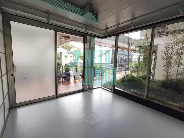 Conjunto comercial com 225m², para alugar, no bairro Vila Madalena em São Paulo