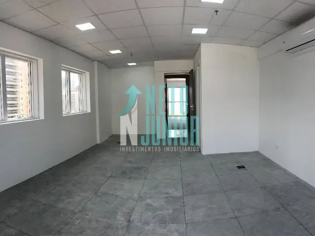Conjunto comercial com 32m², para alugar, no bairro Brooklin em São Paulo