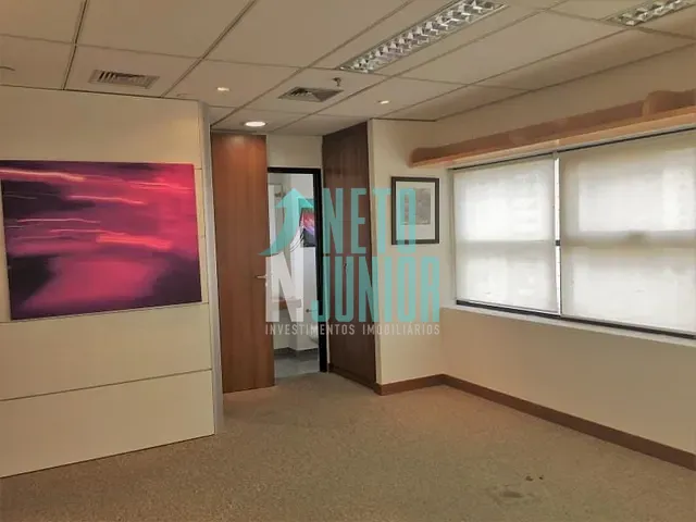 Conjunto comercial com 100m², para alugar, no bairro Itaim Bibi em São Paulo