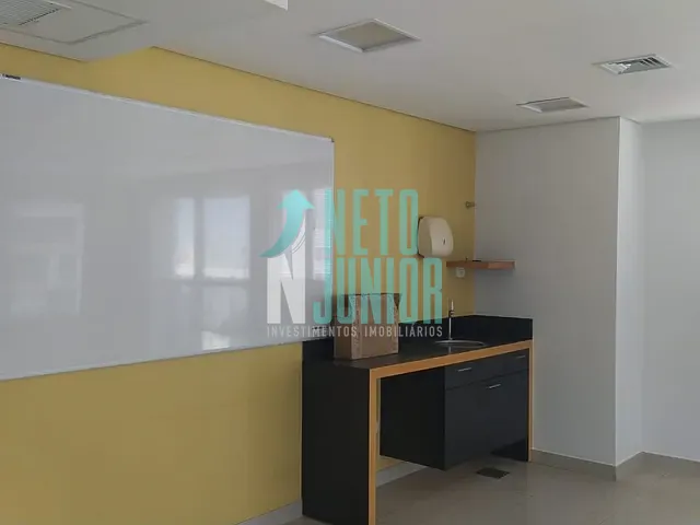 Conjunto comercial com 42m², para alugar, no bairro Pinheiros em São Paulo