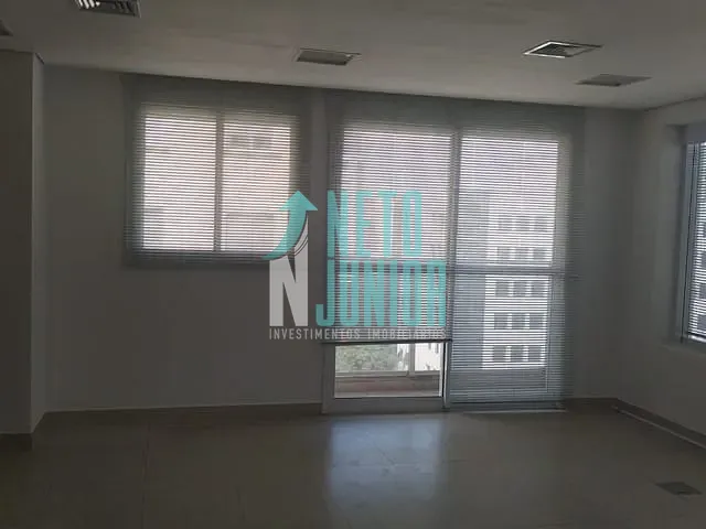 Conjunto comercial com 42m², para alugar, no bairro Pinheiros em São Paulo