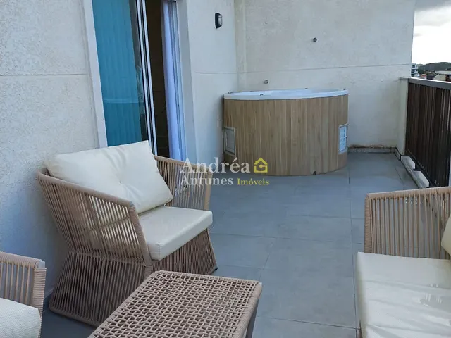 Cobertura / Penthouse 3 quartos e 3 banheiros, à venda, no bairro Algodoal em Cabo Frio