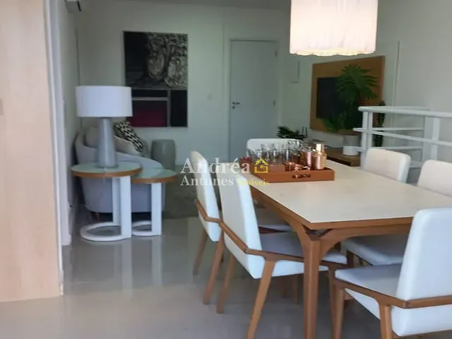 Cobertura / Penthouse 3 quartos e 3 banheiros, à venda, no bairro Algodoal em Cabo Frio