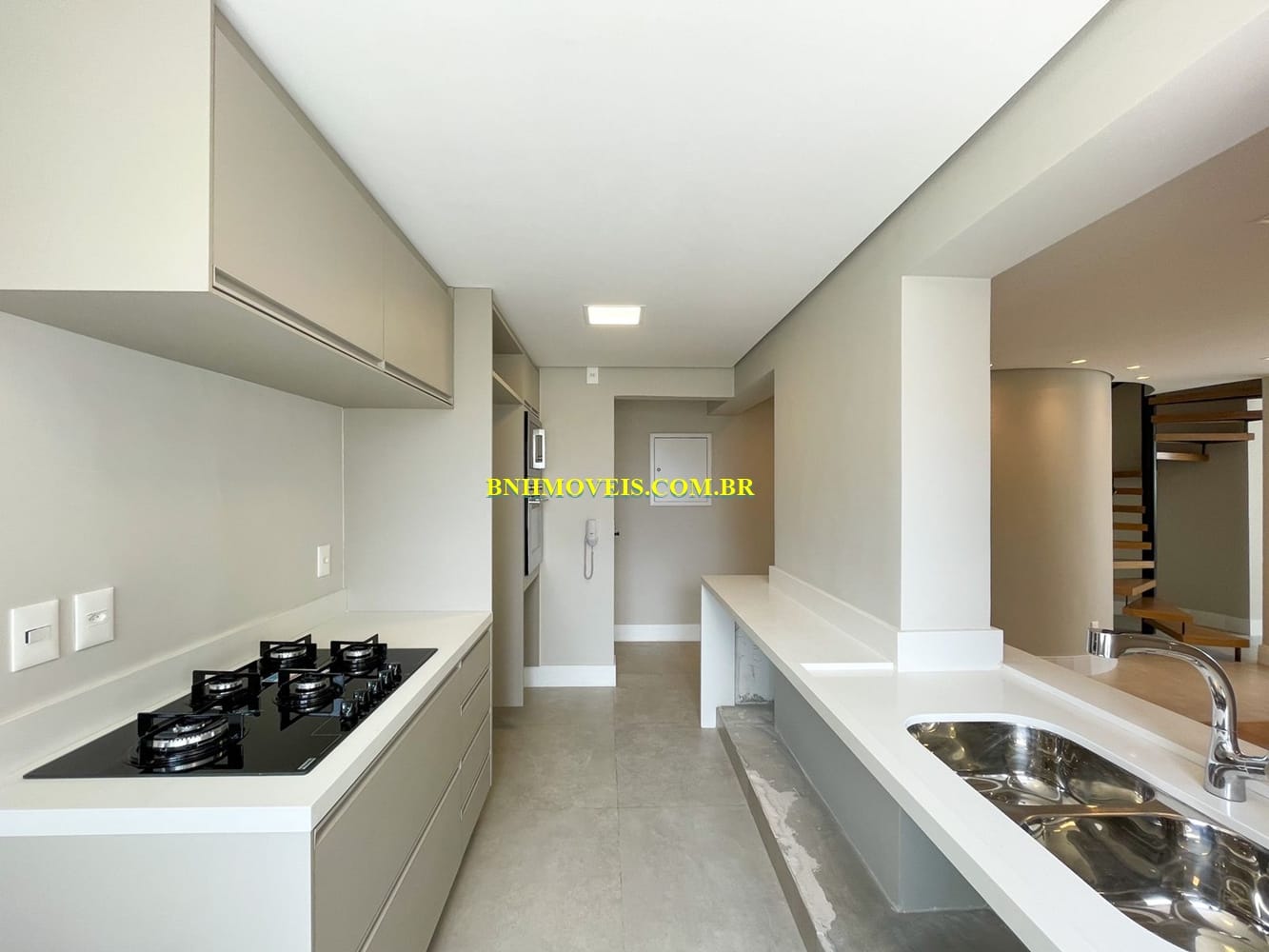 Cobertura à venda com 3 quartos, 176m² - Foto 4