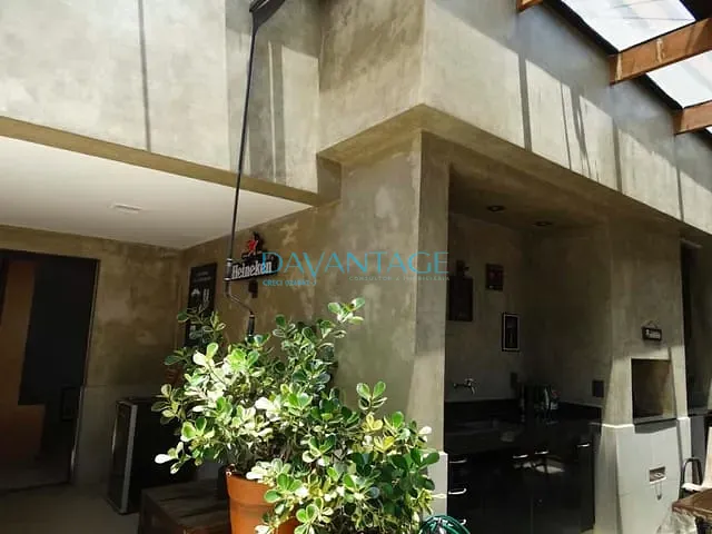 Apartamento com 230m² 3 quartos e 2 banheiros, à venda, no bairro Serra Dourada em São Paulo