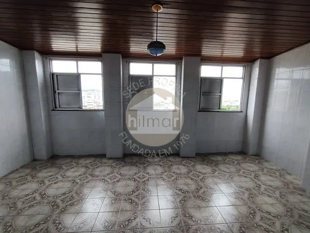 Cobertura / Penthouse 3 quartos e 2 banheiros, à venda, no bairro Ramos em Rio de Janeiro