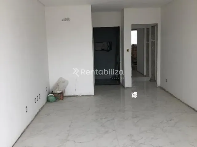 Cobertura / Penthouse com 130m² 3 quartos e 3 banheiros, à venda, no bairro Meia Praia em Itapema