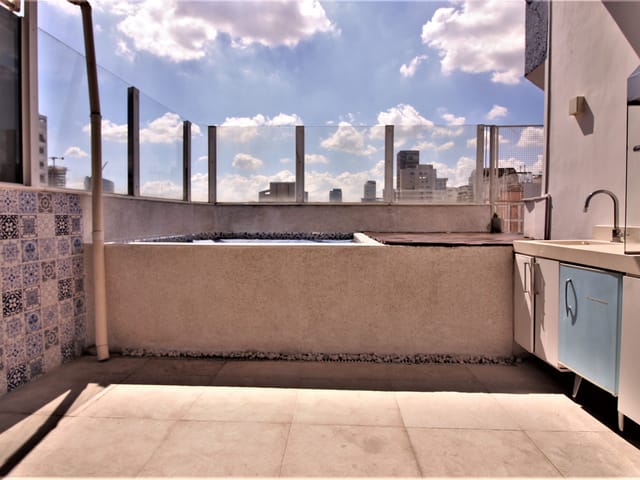 Cobertura / Penthouse com 310m² 3 quartos e 4 banheiros, à venda ou para alugar, no bairro Vila Nova Conceição em São Paulo