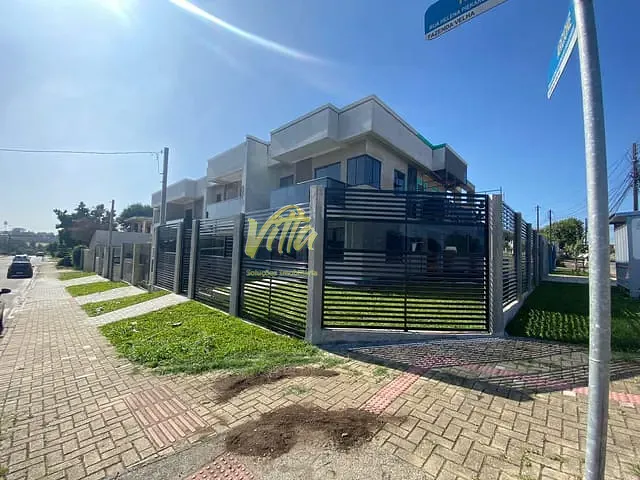 Sobrado com 140m² 3 quartos e 3 banheiros, à venda, no bairro Fazenda Velha em Araucária