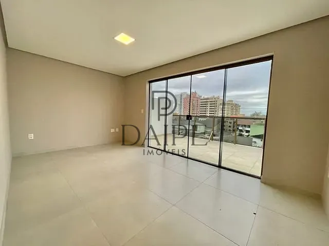 Cobertura / Penthouse com 235m² 3 quartos e 2 banheiros, à venda, no bairro Centro em Tramandaí
