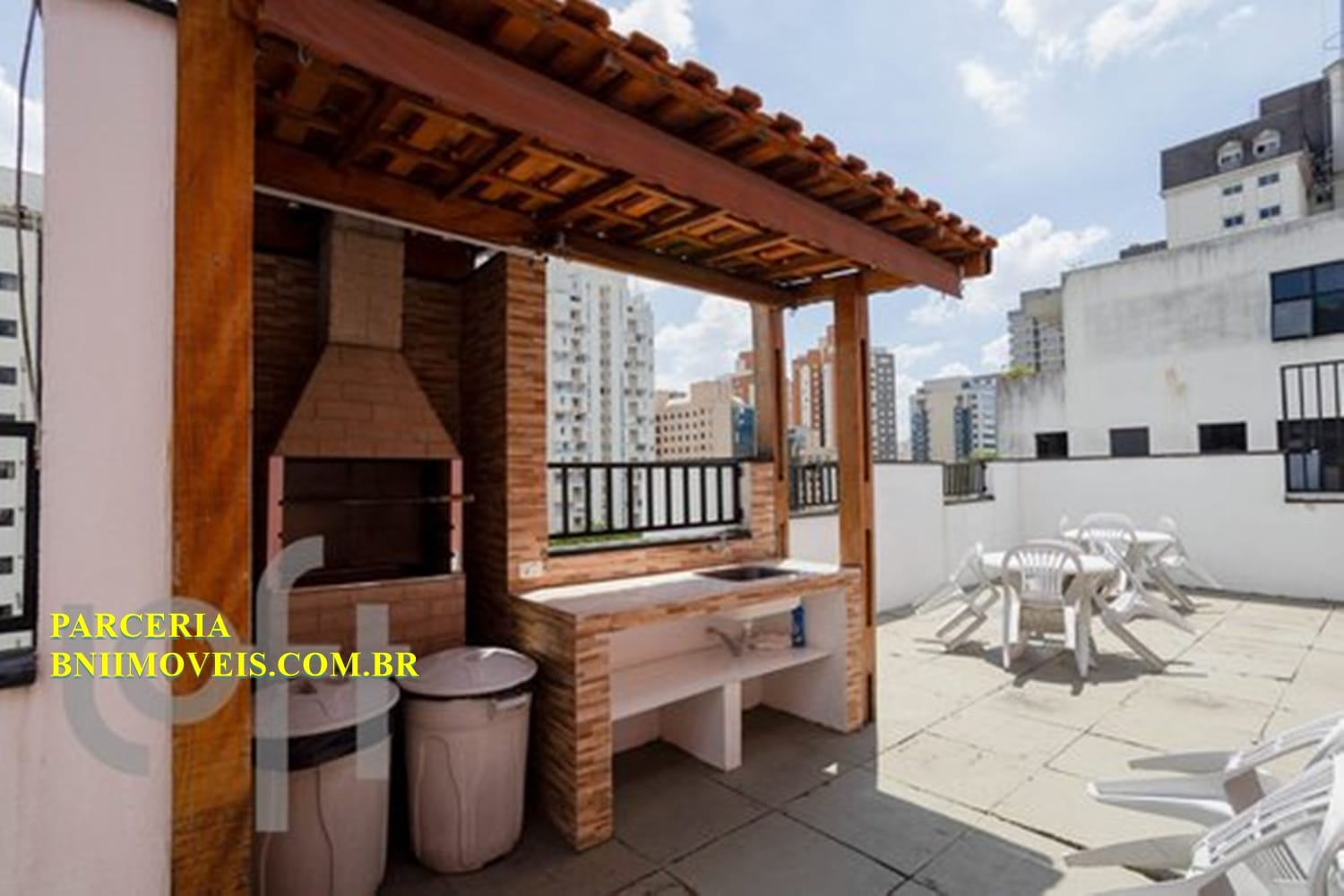 Cobertura à venda com 3 quartos, 230m² - Foto 1