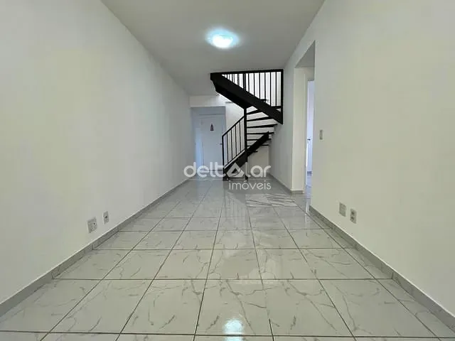 Cobertura / Penthouse com 102m² 2 quartos e 1 banheiro, para alugar, no bairro Planalto em Belo Horizonte